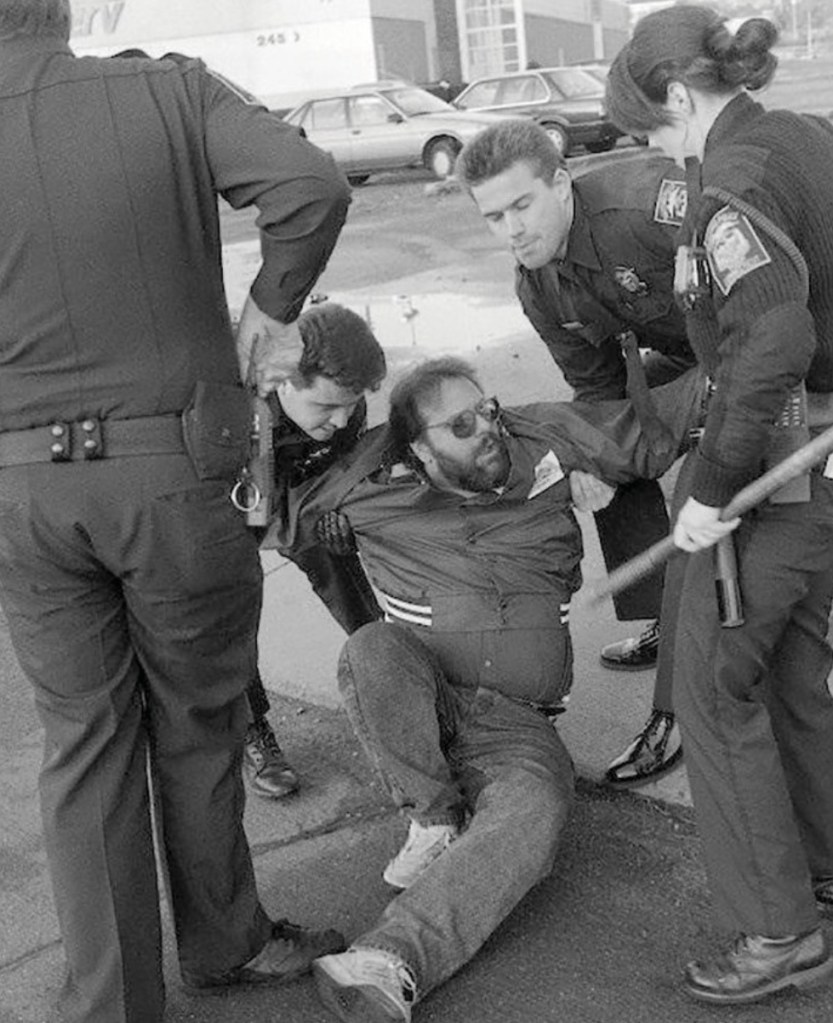 E3558750-AF77-4B93-BE2A-B0A3D577EEBB